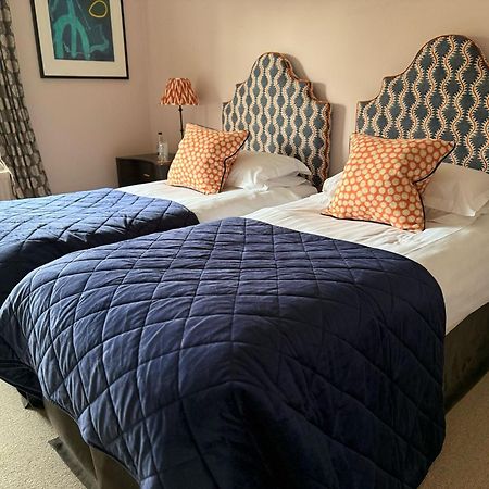 Hotel The King'S Head Holt  Esterno foto