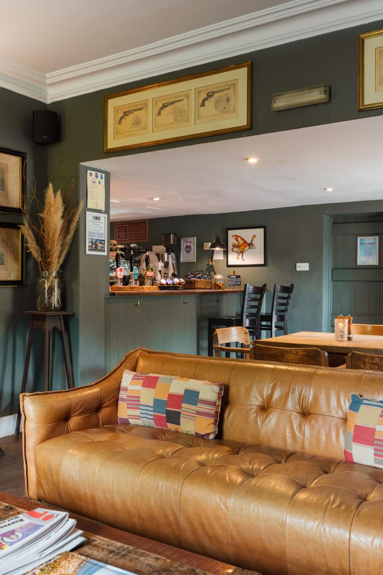 Hotel The King'S Head Holt  Esterno foto