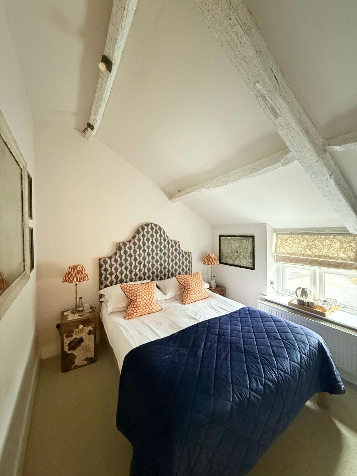 Hotel The King'S Head Holt  Esterno foto